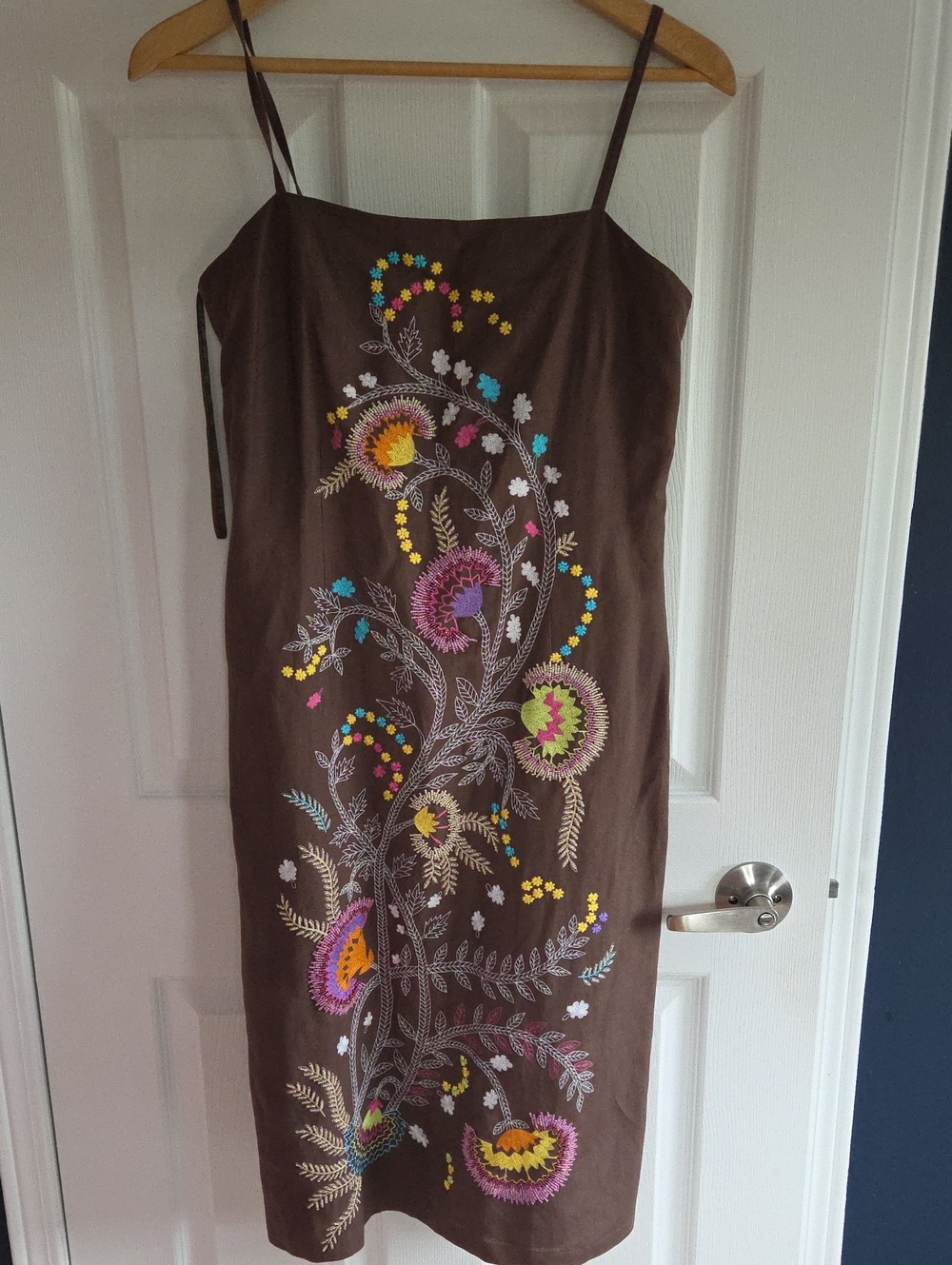 Simon Chang Floral Embroidered Spaghetti Strap Dress Fits Sz 6